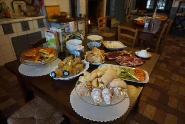 Rosciano  Palazzo De Fabritiis Bed & Breakfast エクステリア 写真