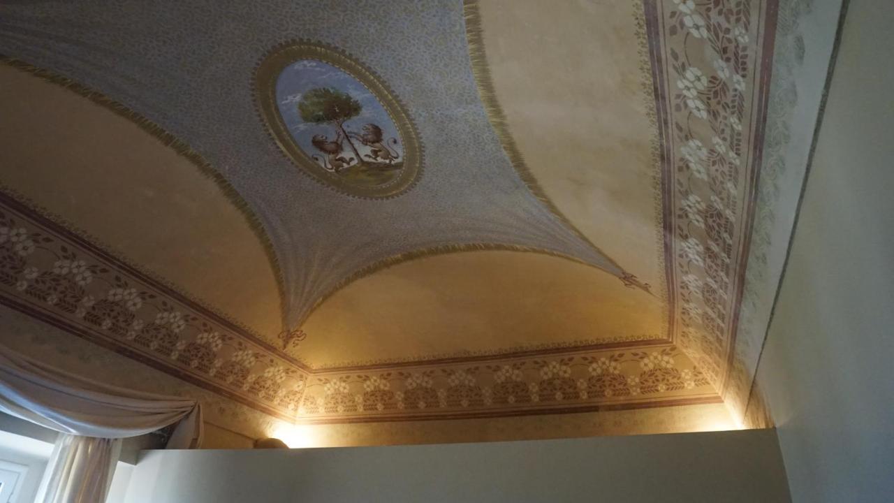 Rosciano  Palazzo De Fabritiis Bed & Breakfast エクステリア 写真