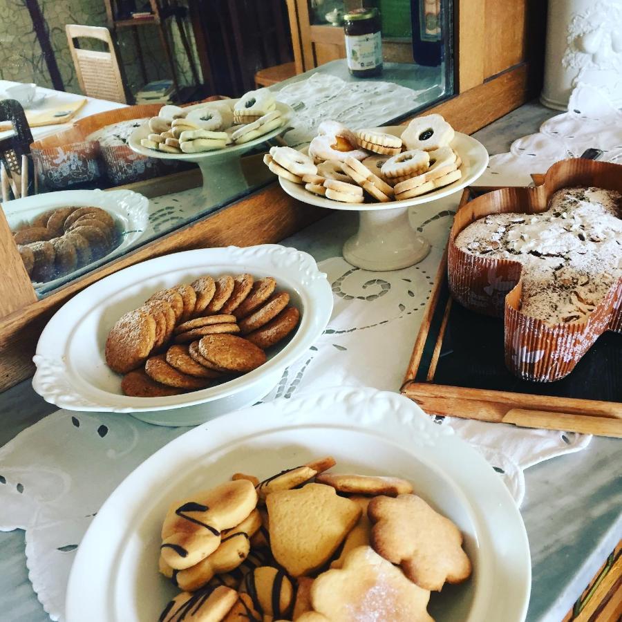 Rosciano  Palazzo De Fabritiis Bed & Breakfast エクステリア 写真
