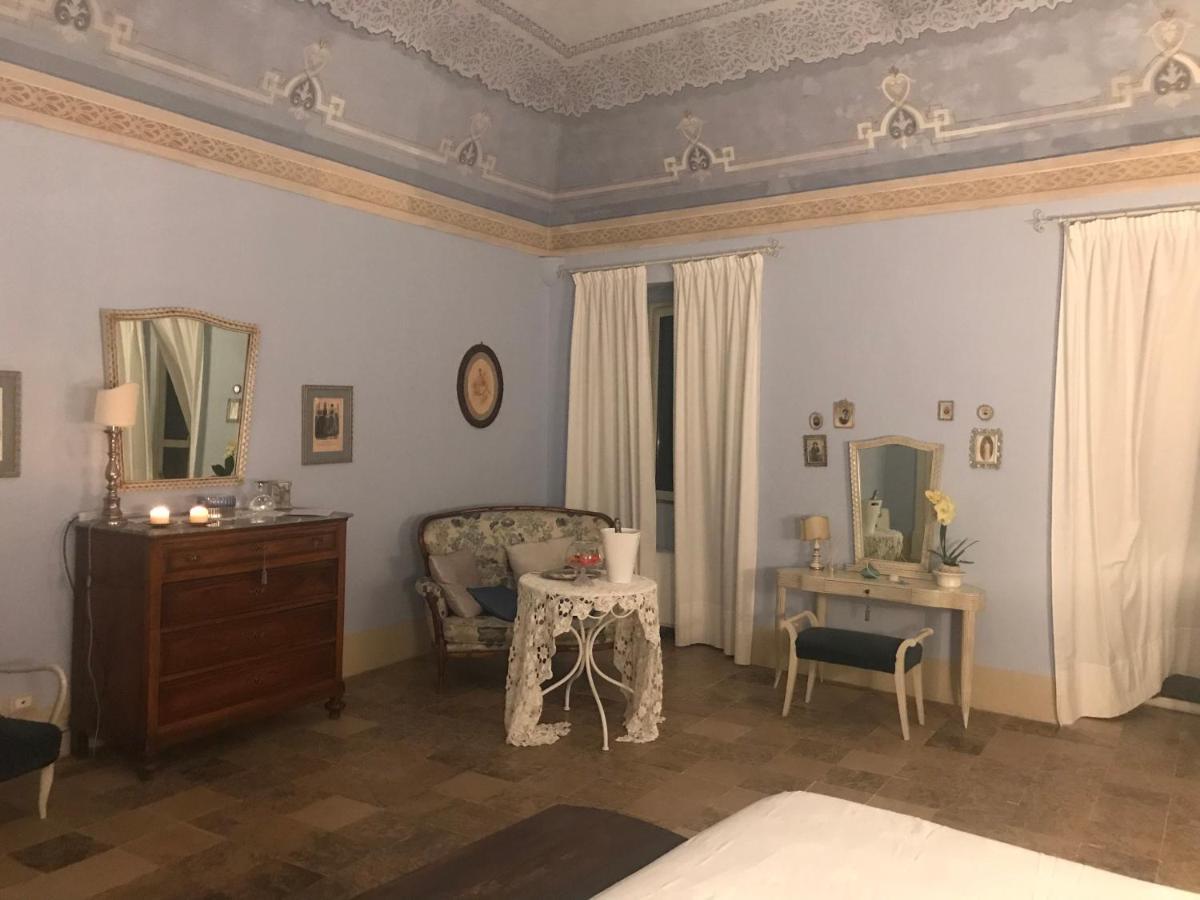 Rosciano  Palazzo De Fabritiis Bed & Breakfast エクステリア 写真